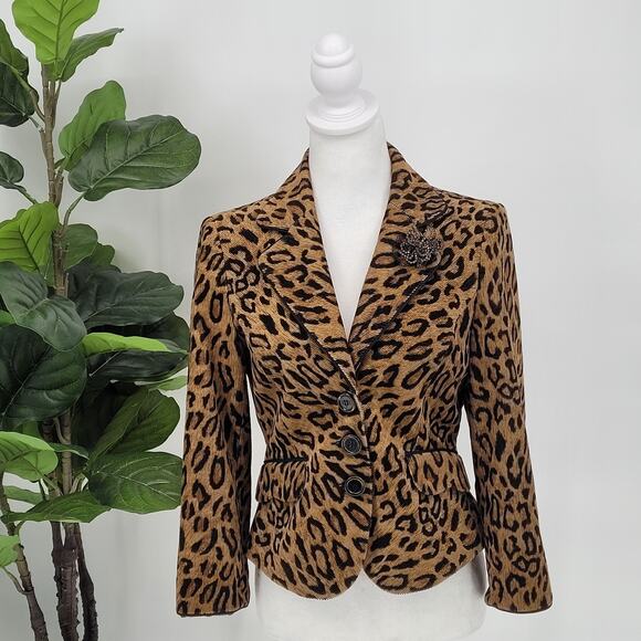 Bebe Leopard Print Blazer Womens Size 8 Power Chic Retro Y2K Bold Classic Jacket - Picture 2 of 10